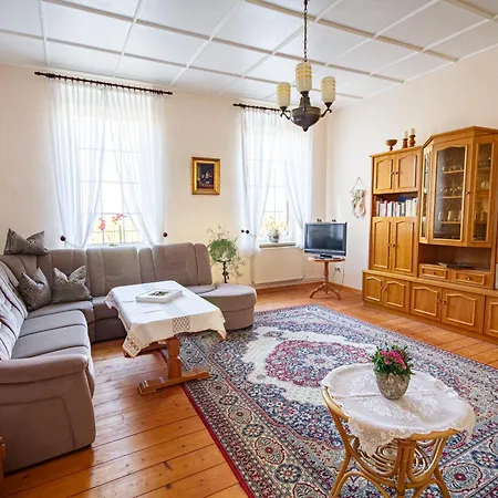 Apartment Idyllische In Der Altmark Für Familien&geschichtsinteressierte *
